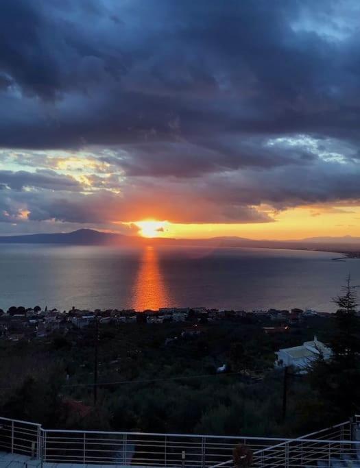 Marine'S Lux Villa:Golden Sunset Kalamata Exteriér fotografie